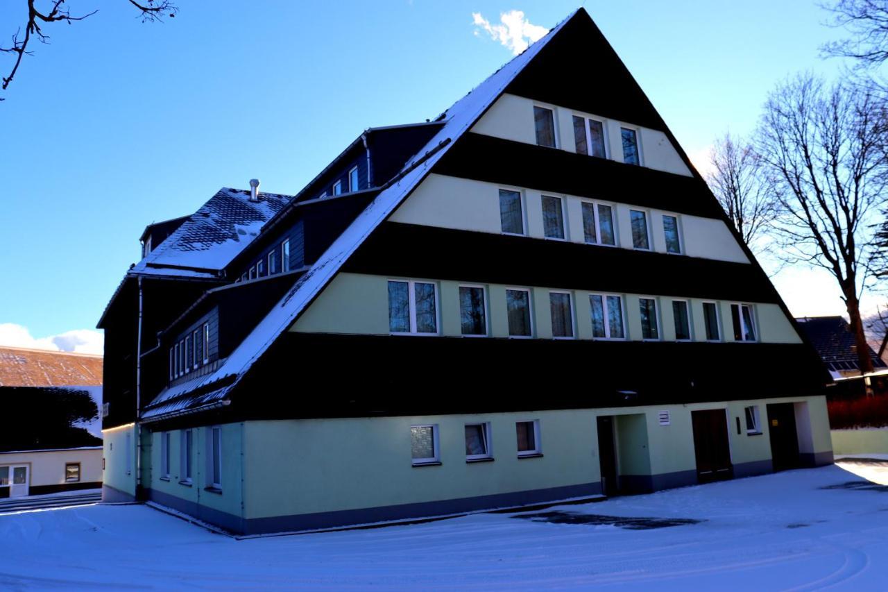 Schwarzes Ross Hotel & Restaurant Oberwiesenthal Exterior foto